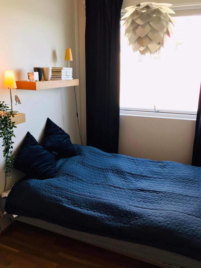 Stylish And Relaxing Two Bedroom Appartment, View Over Harbour Hafnarfjörður Bagian luar foto